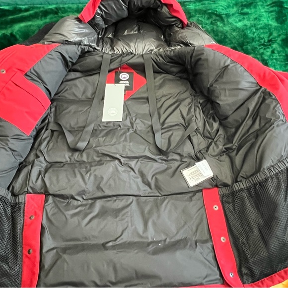 Canada Goose Sanford Parka, Color - Redwood, Men’s Large - Picture 4 of 7